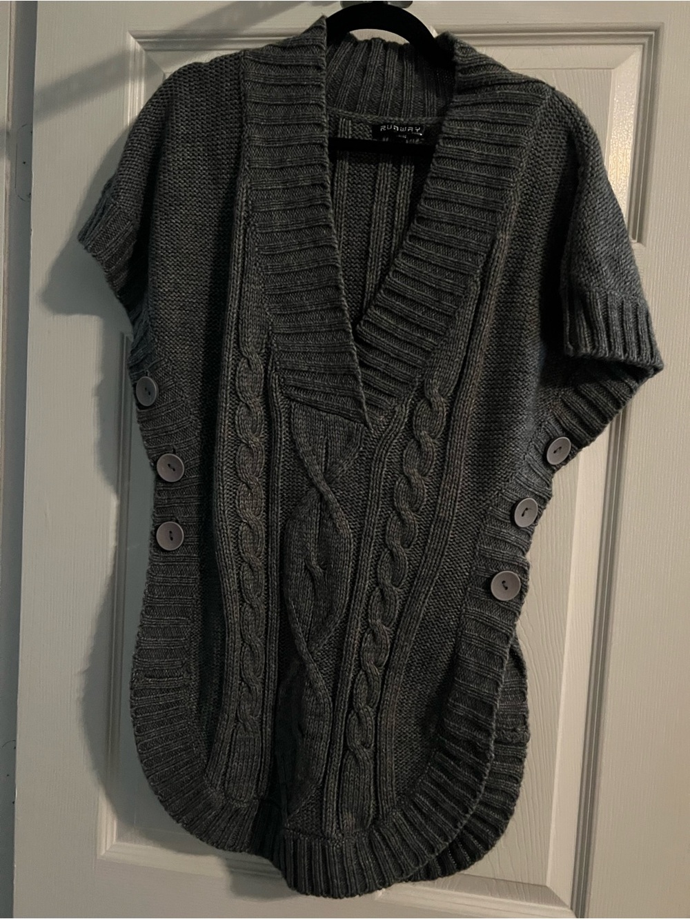 Runway Paris Cable Knit Cardigan Sweater S/M